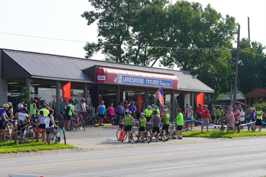 Lakeshore outlet bike shop